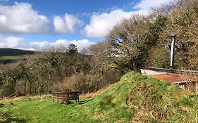 Foxesden, Unique Eco Cabin, Dartmoor Views
