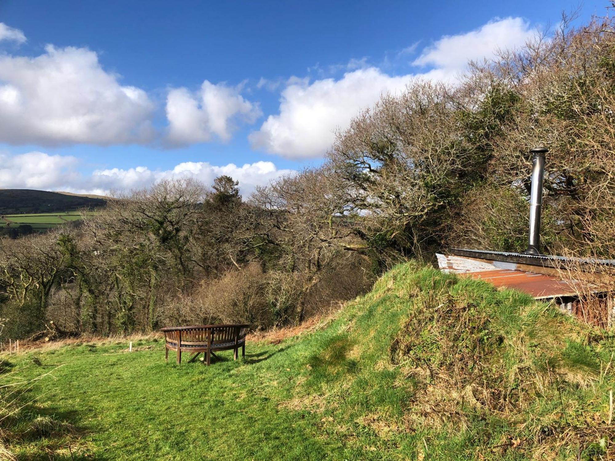 Foxesden, Unique Eco Cabin, Dartmoor Views South Brent Exterior photo
